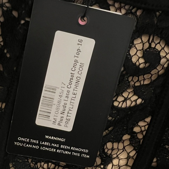 PrettyLittleThing Black Lace Pointed Bust Crop Top Corset - Picture 8 of 10